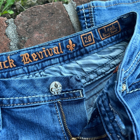 Rock Revival "LEAH" easy boot jeans size 28 - Picture 3 of 6